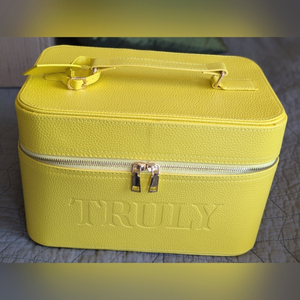 TRULY Cosmetics Luxury Travel Trunk